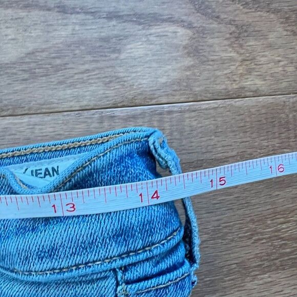 Rag & Bone Jeans Women's Size 27 Capri Hanover Light Wash Distressed - Picture 8 of 10